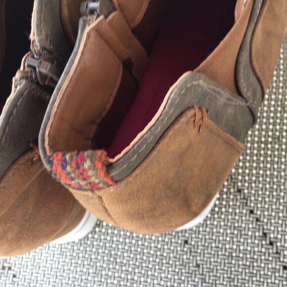 Sugar Women's Glossy Wedge Sneaker - Picture 2 of 3